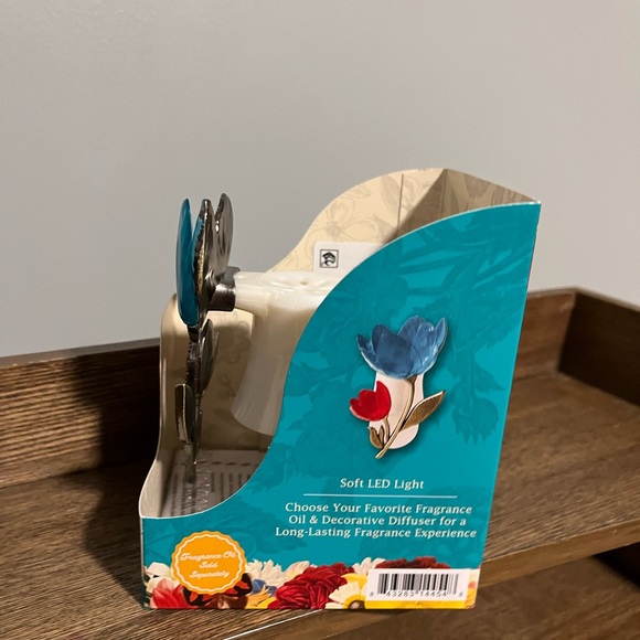 🌺 NWT The Pioneer Woman Blue Tulip Scent Charm Fragrance Oil Diffuser - Picture 6 of 10